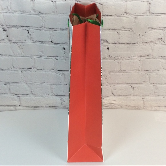 🎄5 for $20🎄Christmas Gift Bags Mix or Match (Lg) - Picture 4 of 6